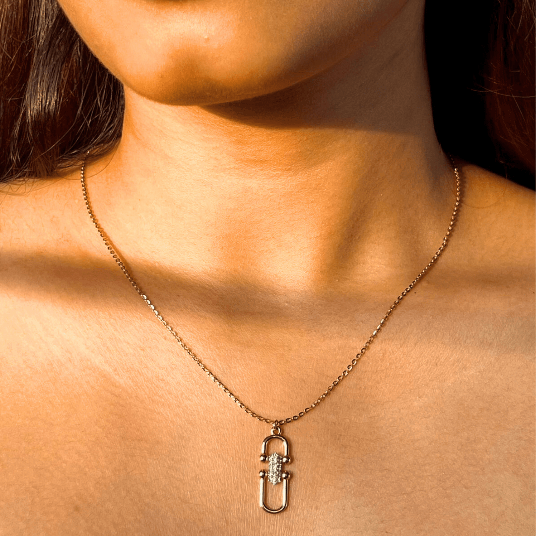 18 Kt Rose Gold Diamond Necklaces