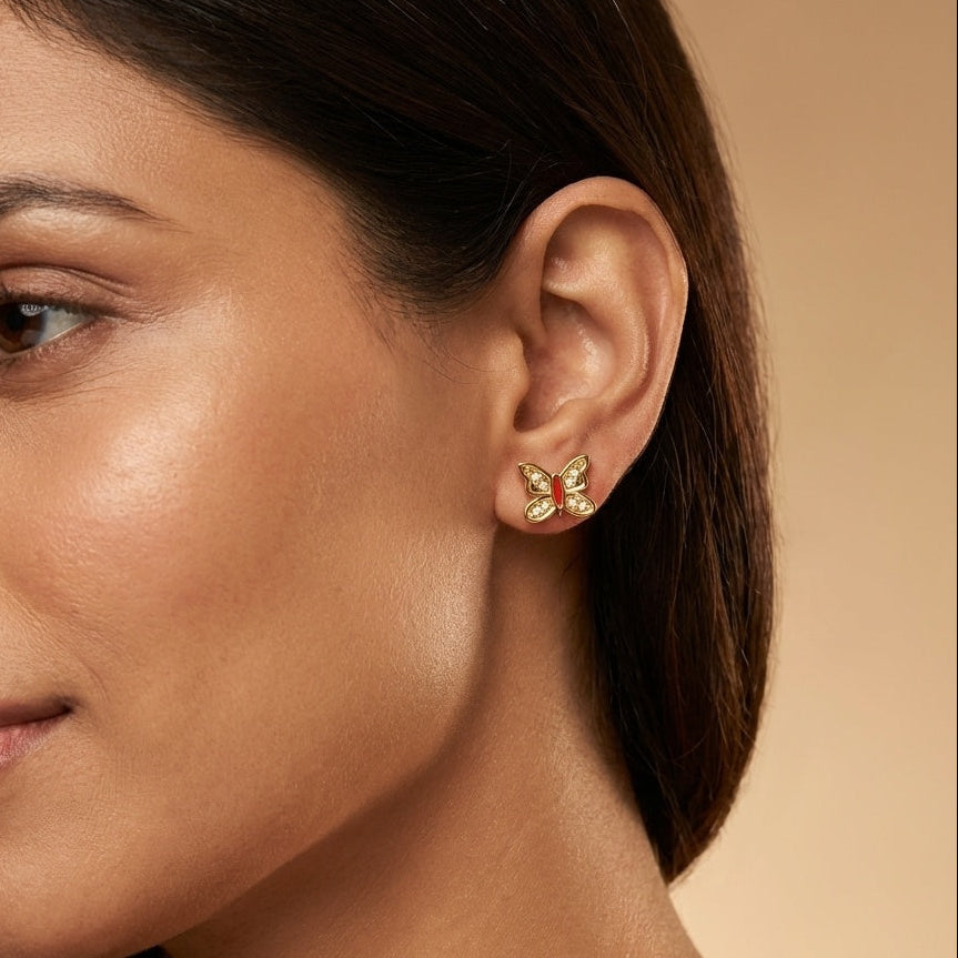 14 Kt Yellow Gold Diamond Earring