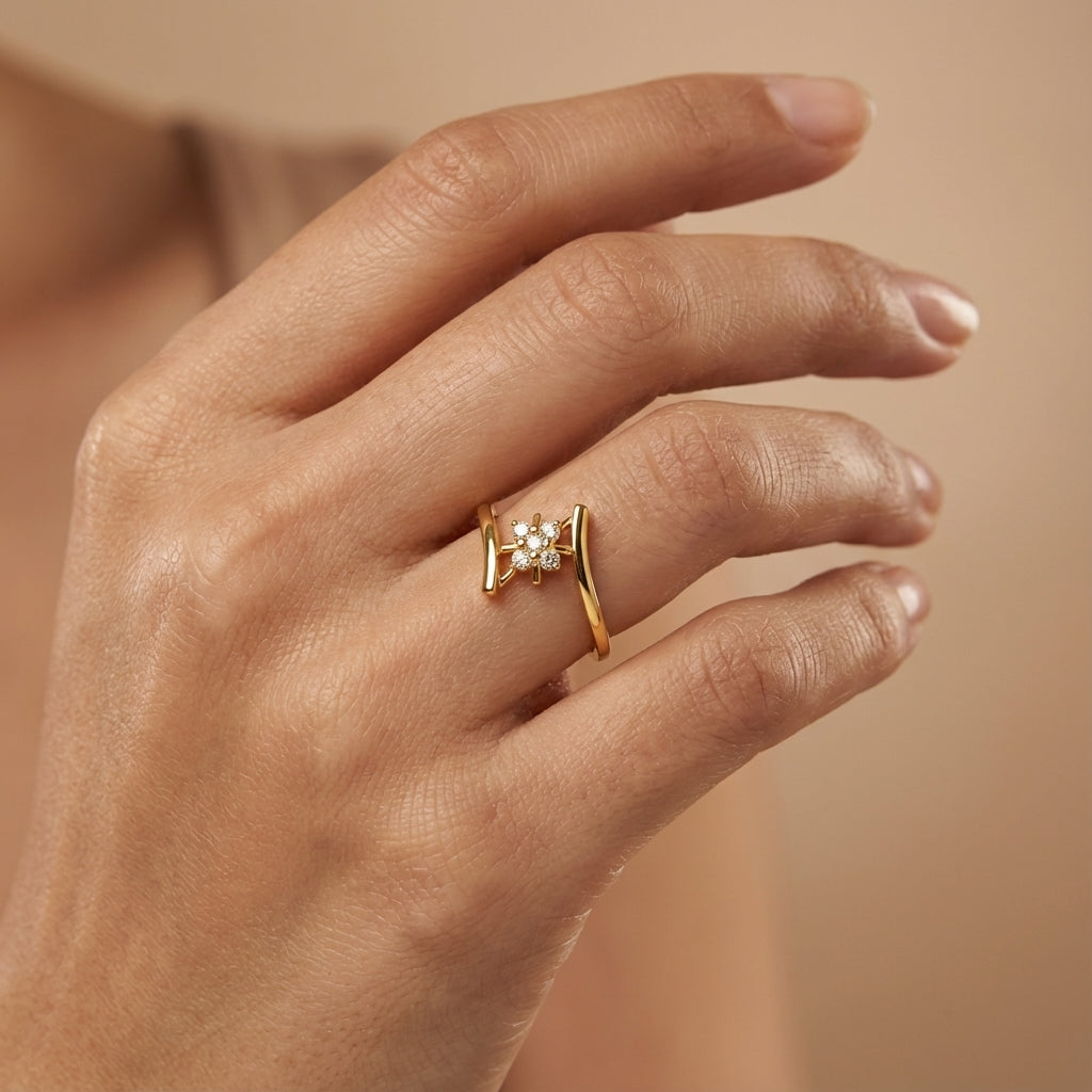 14 Kt Yellow Gold Diamond Ring