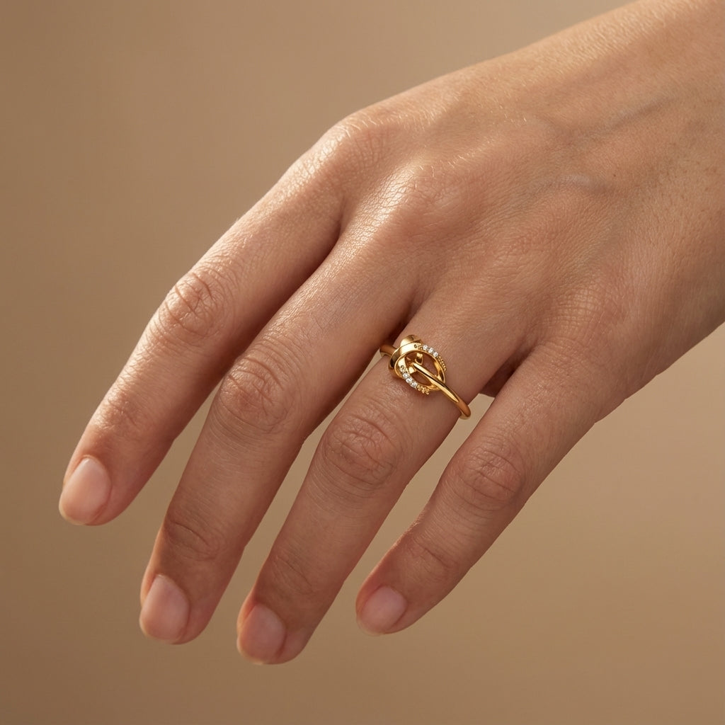 14 Kt Yellow Gold Diamond Ring