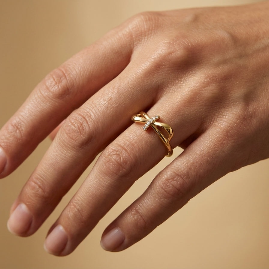 14 Kt Yellow Gold Diamond Ring