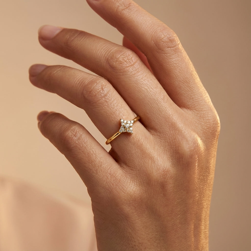 14 Kt Yellow Gold Diamond Ring