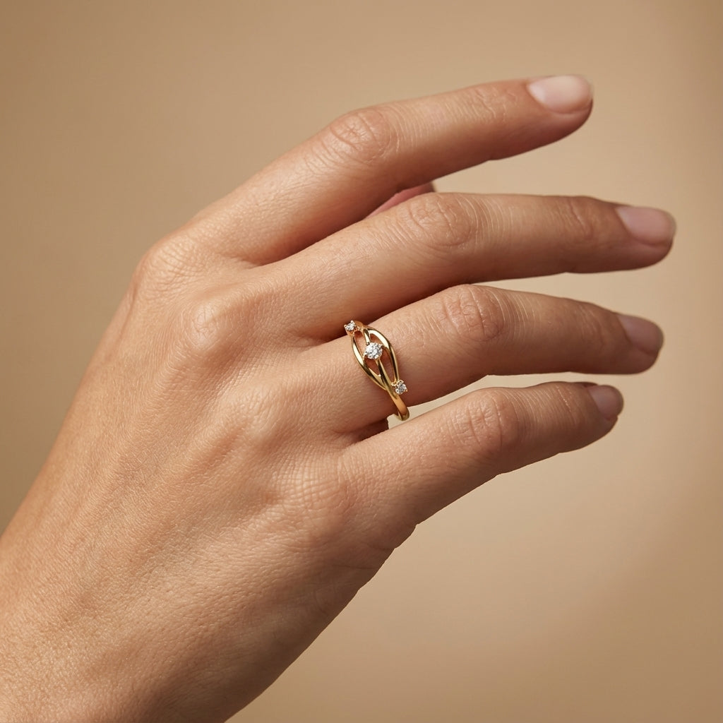 14 Kt Yellow Gold Diamond Ring