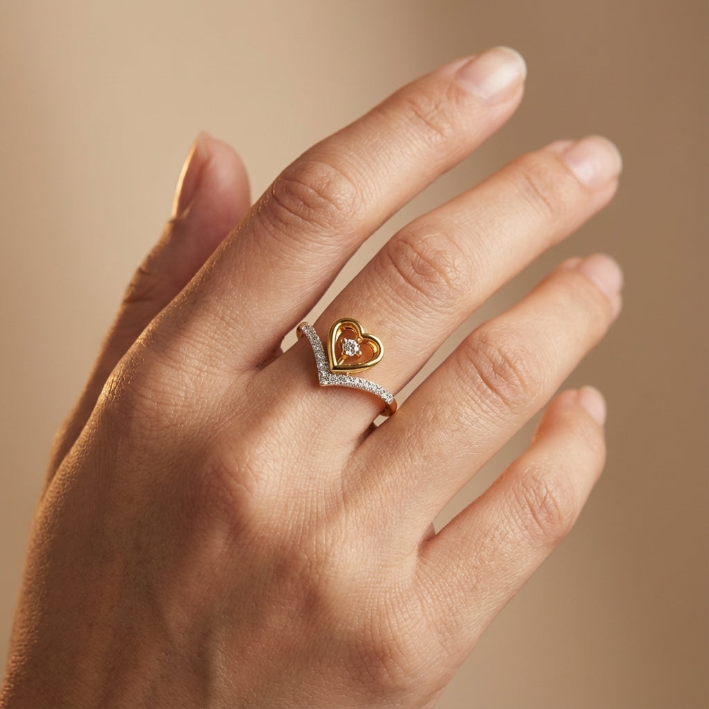 14 Kt Yellow Gold Diamond Ring