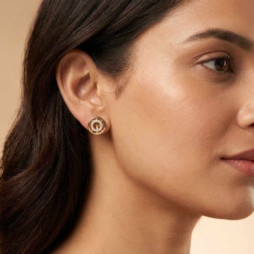 14 Kt Yellow Gold Diamond Earring