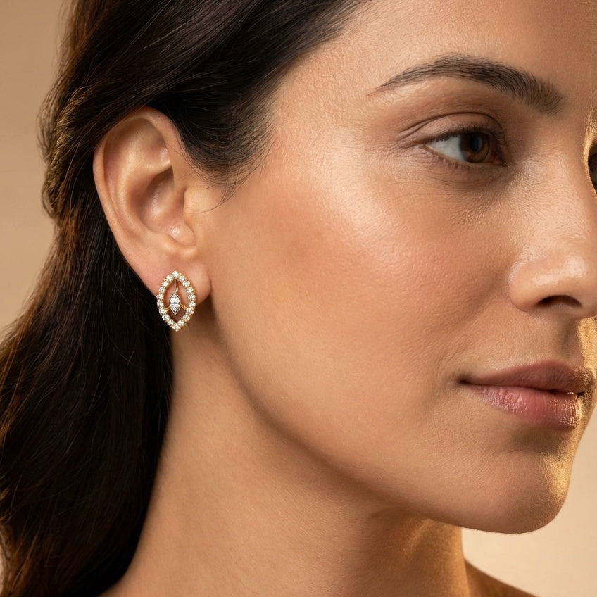 Peerless Diamond Earring ring on model hand close-up – studio jewellery photography | Prash Jewellery