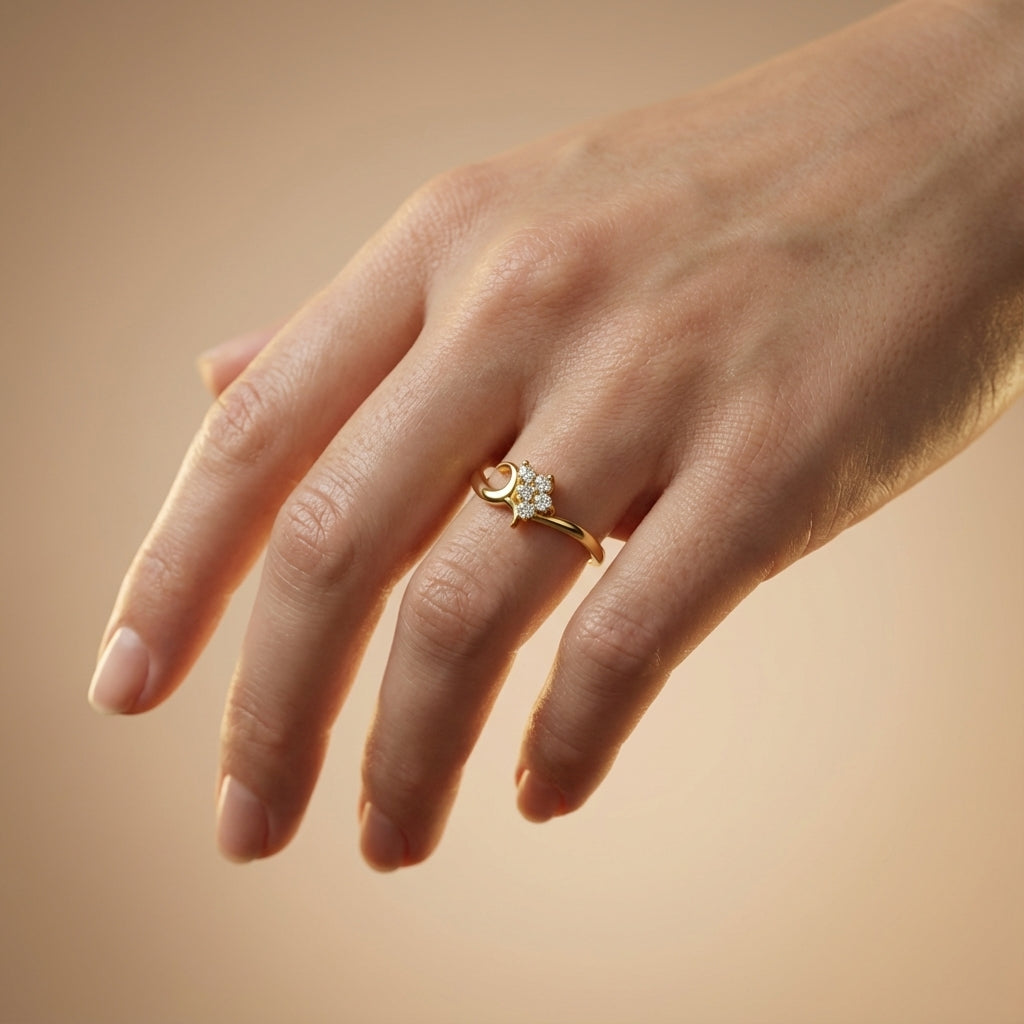 14 Kt Yellow Gold Diamond Ring