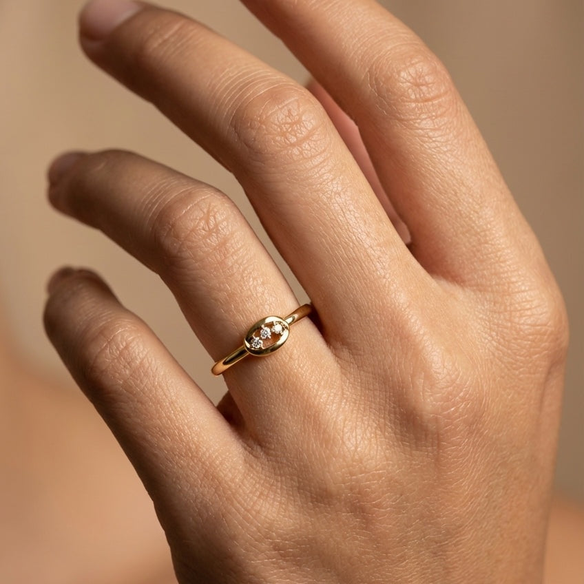 14 Kt Yellow Gold Diamond Ring