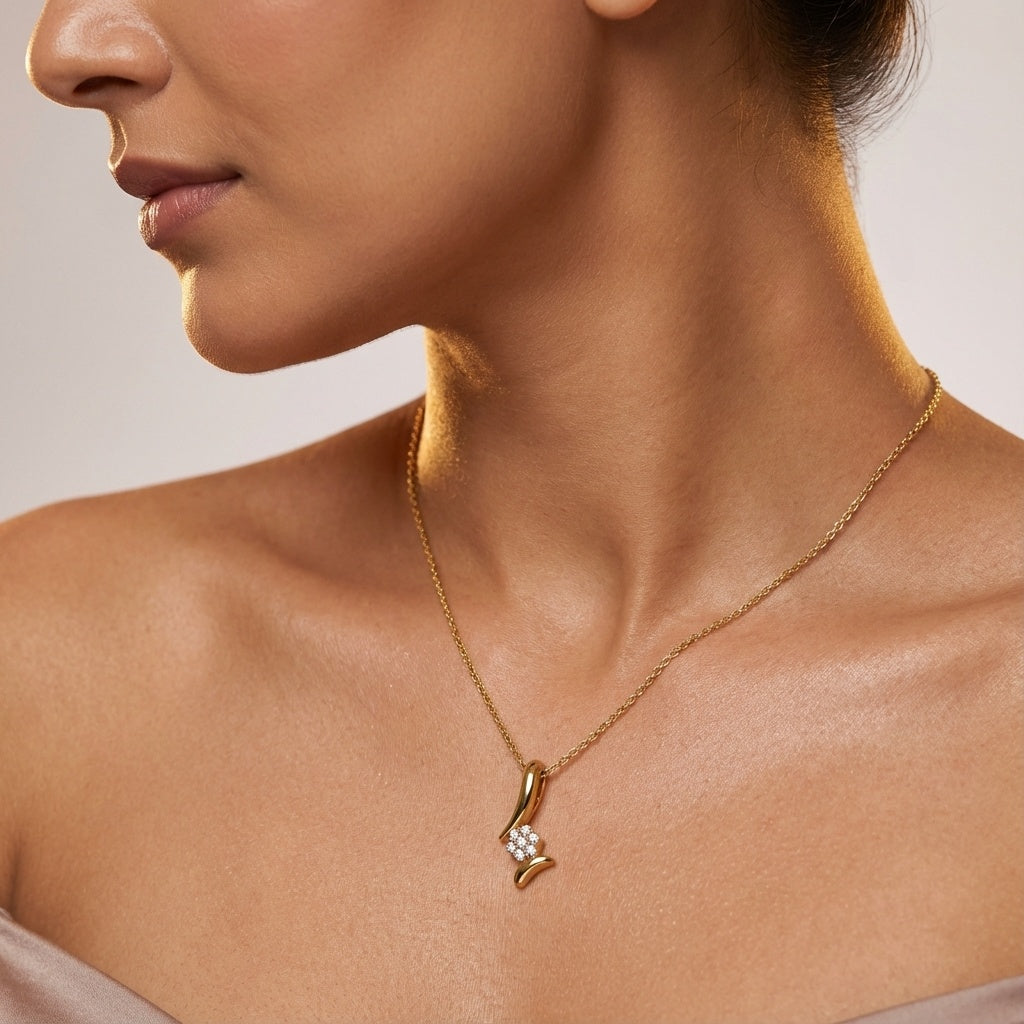 Snow In Summer Diamond Pendant