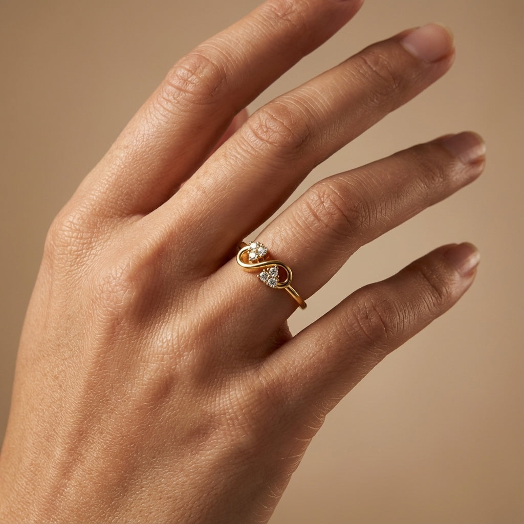 14 Kt Yellow Gold Diamond Ring