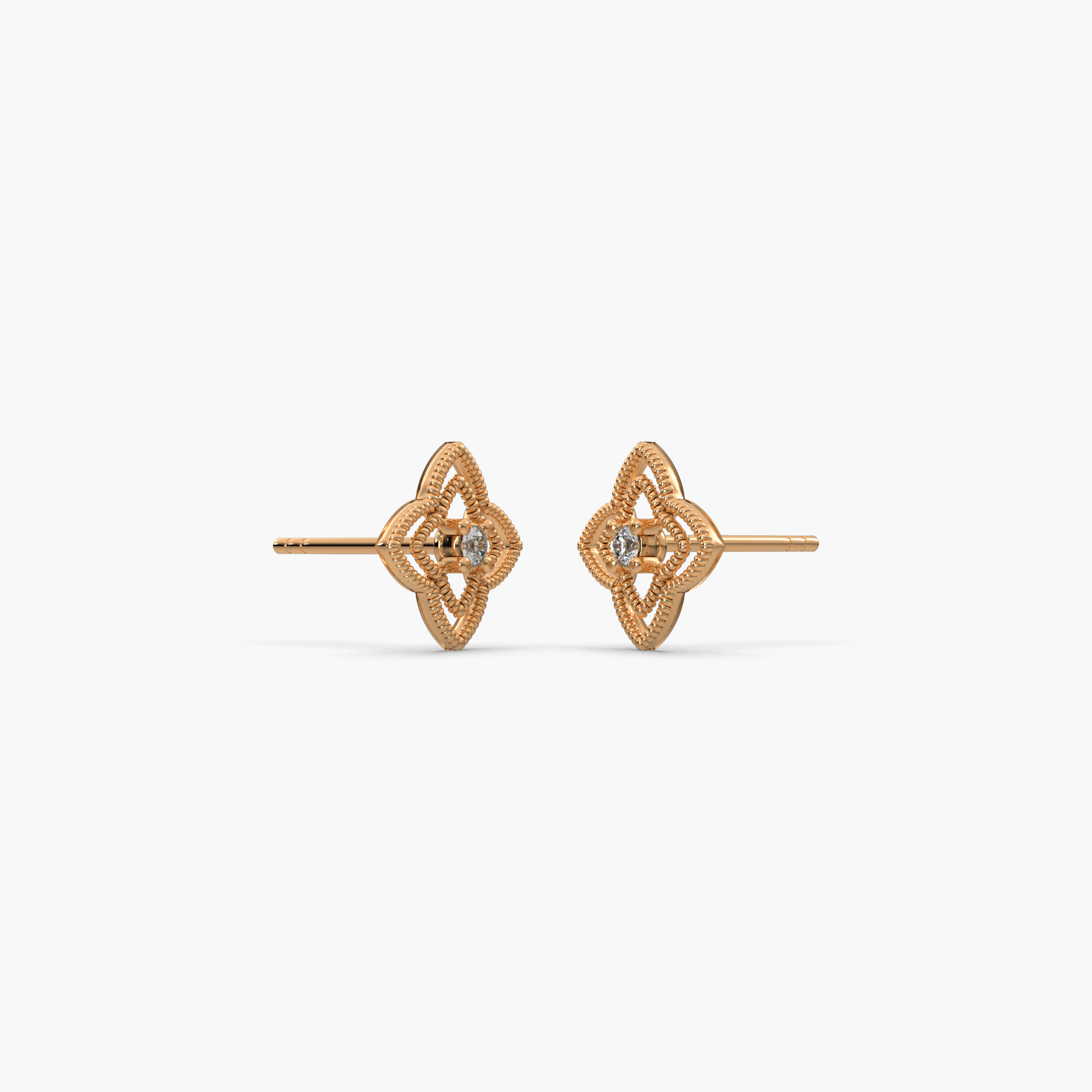 14 Kt Yellow Gold Diamond Earring