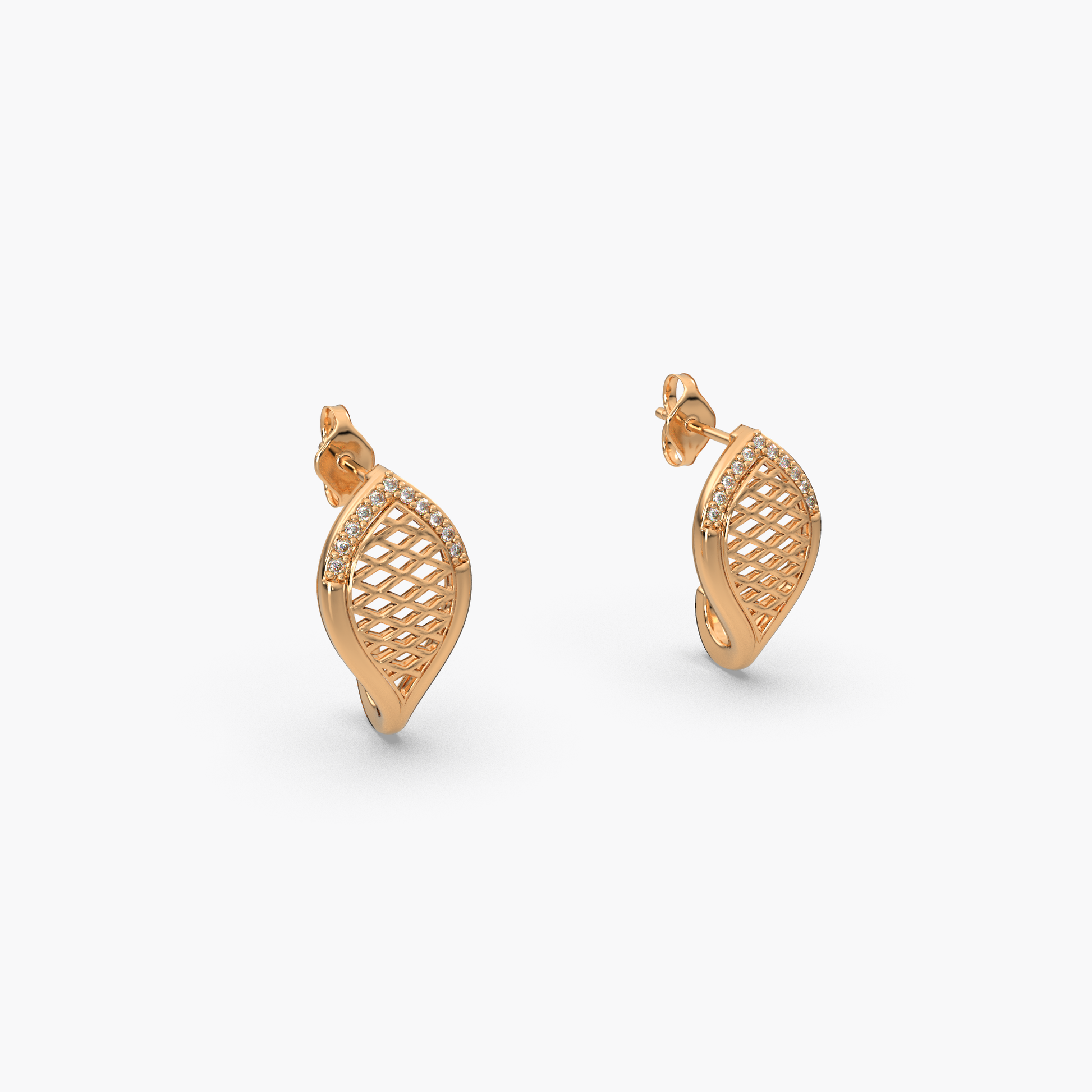 14 Kt Yellow Gold Diamond Earring